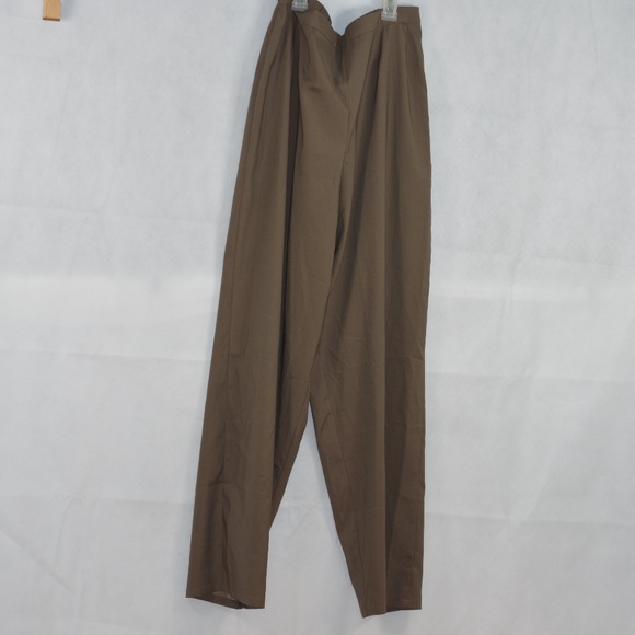 Linda Lunstrum brown dress pants 10 - Picture 2 of 3